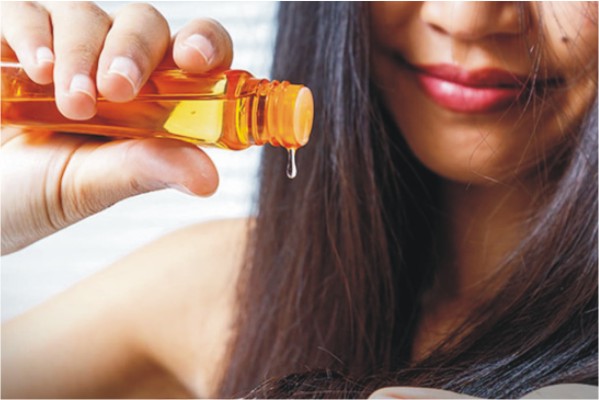عسل درمانی مو چیست؟ فواید، عوارض و نحوه استفاده از عسل برای تقویت مو